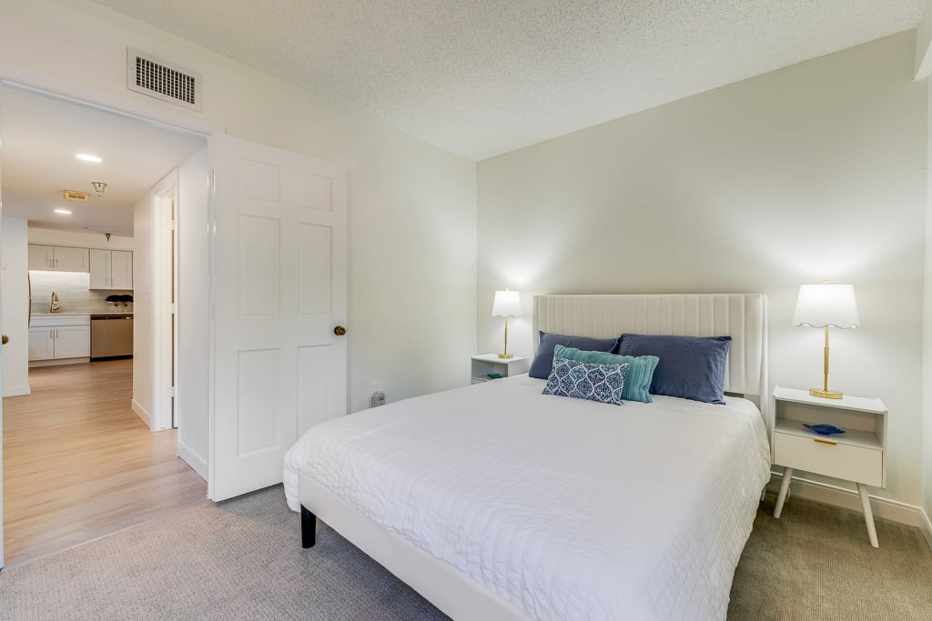 PRBelleairTowersL-32-Bathroom In Our Caladesi Model - One-Bedroom Apartment Home